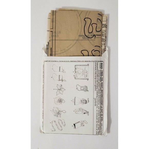 UNCUT!! McCall's 8443 Sewing Pattern "Twas the Night Before Christmas" 1996 - Picture 2 of 3